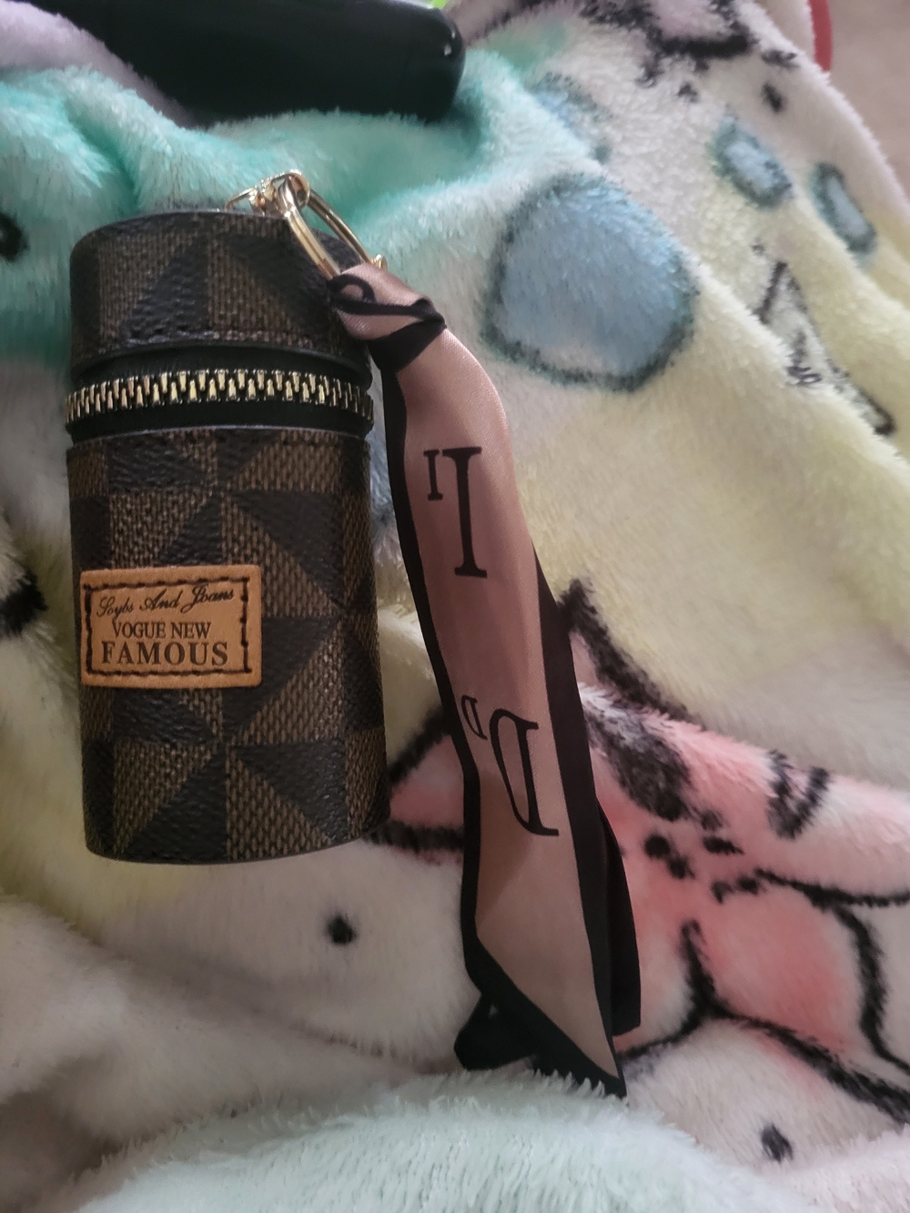 Vogue Brown Geometric Cylinder Lipstick Holder with Brown Scarf Accent - Picture 2 of 2